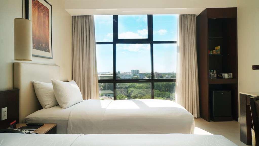 The B Hotel Alabang Manila Room photo